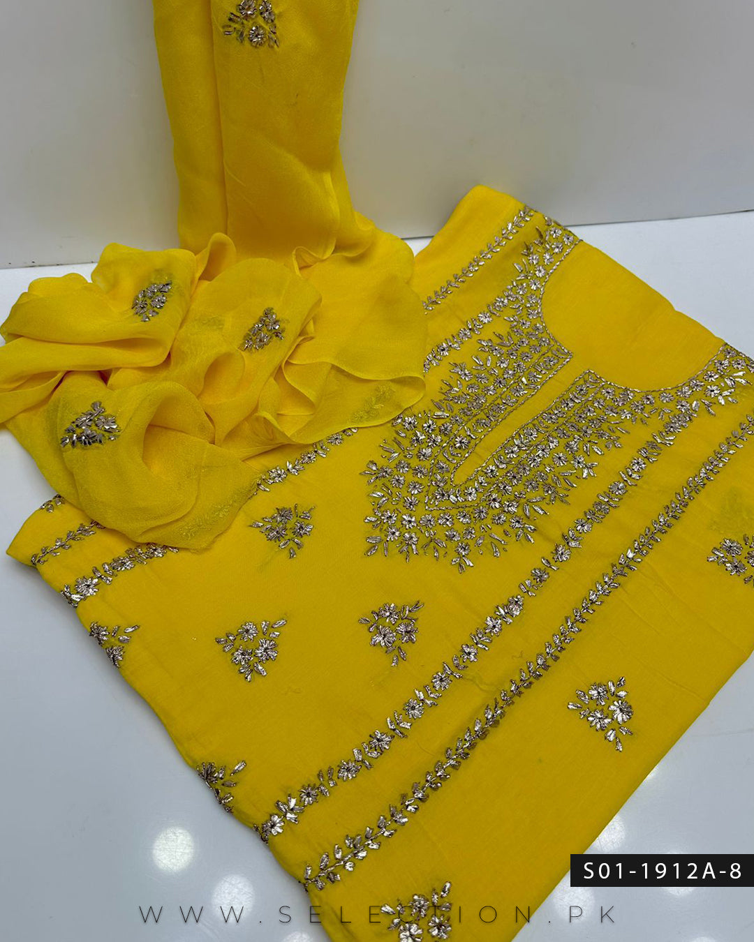 Handmade 3 PC Unstitched Lawn Gotta Dress Collection